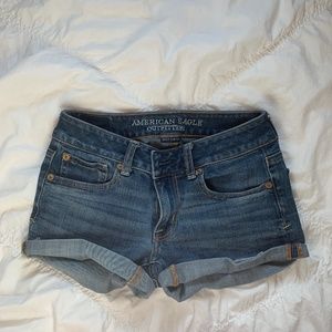 American eagle womans super stretch shorts